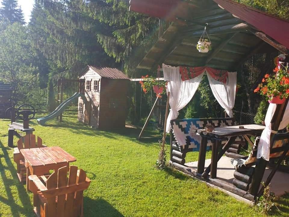 Pensiunea Gianina Arieseni Exterior photo